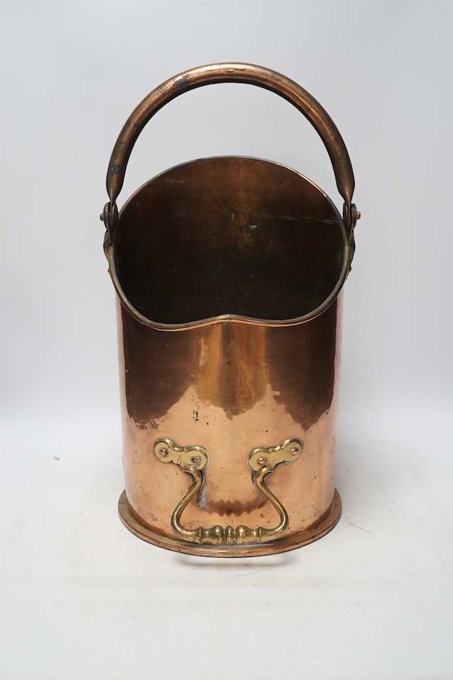 A group of copper to include a Victorian mechanical bellows, a cylindrical copper coal box and three other items, largest 49cm. Condition - poor